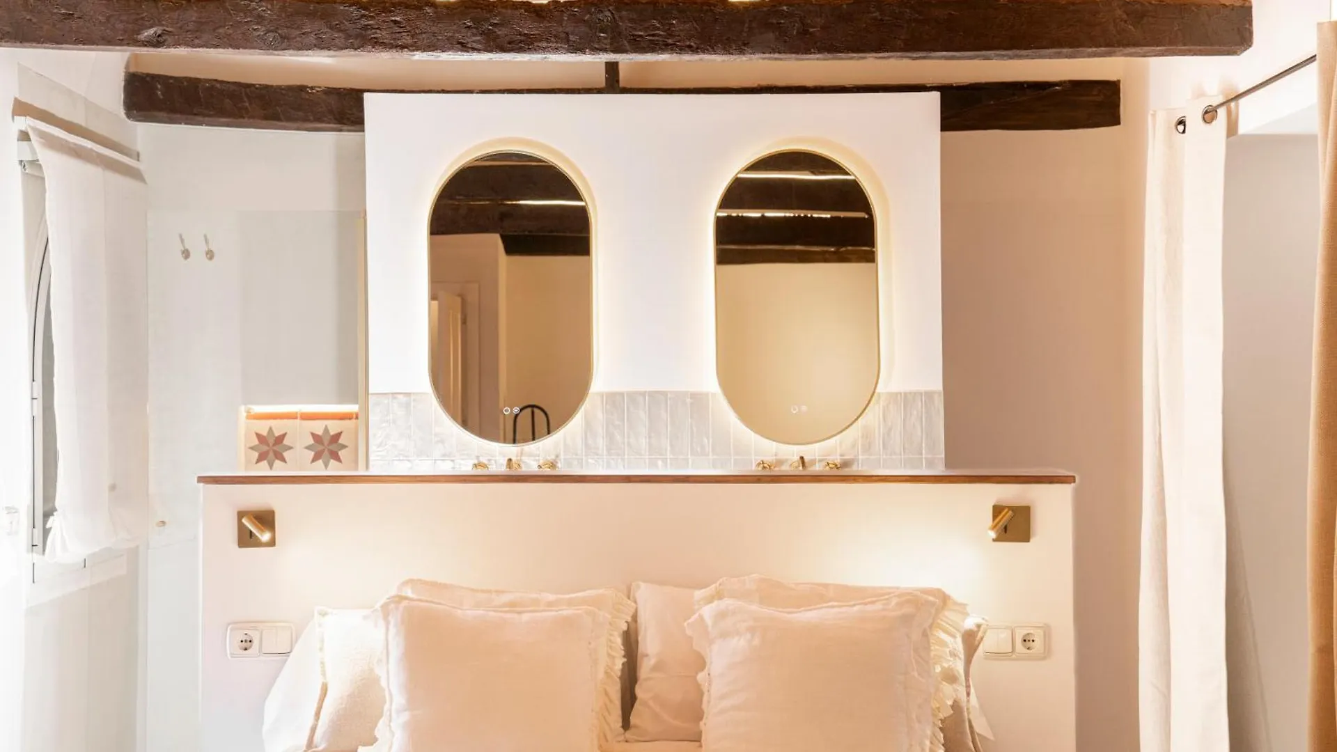 Puerta De La Axarquia Hotel Boutique Velez Malaga 0*,  Spain