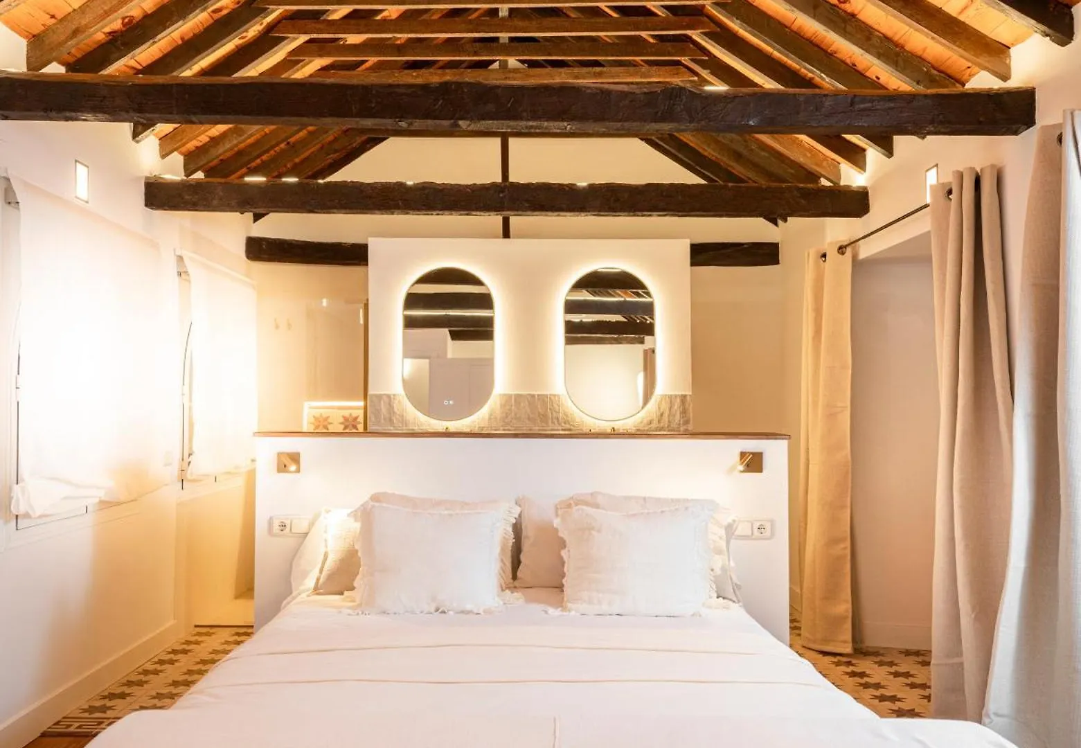 Puerta De La Axarquia Hotel Boutique Velez Malaga Spain