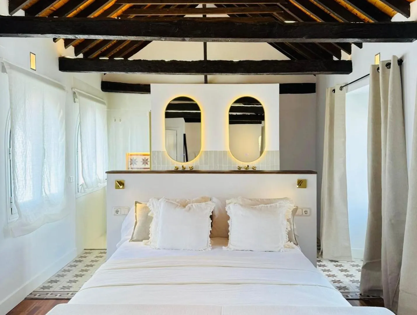 Puerta De La Axarquia Hotel Boutique Velez Malaga